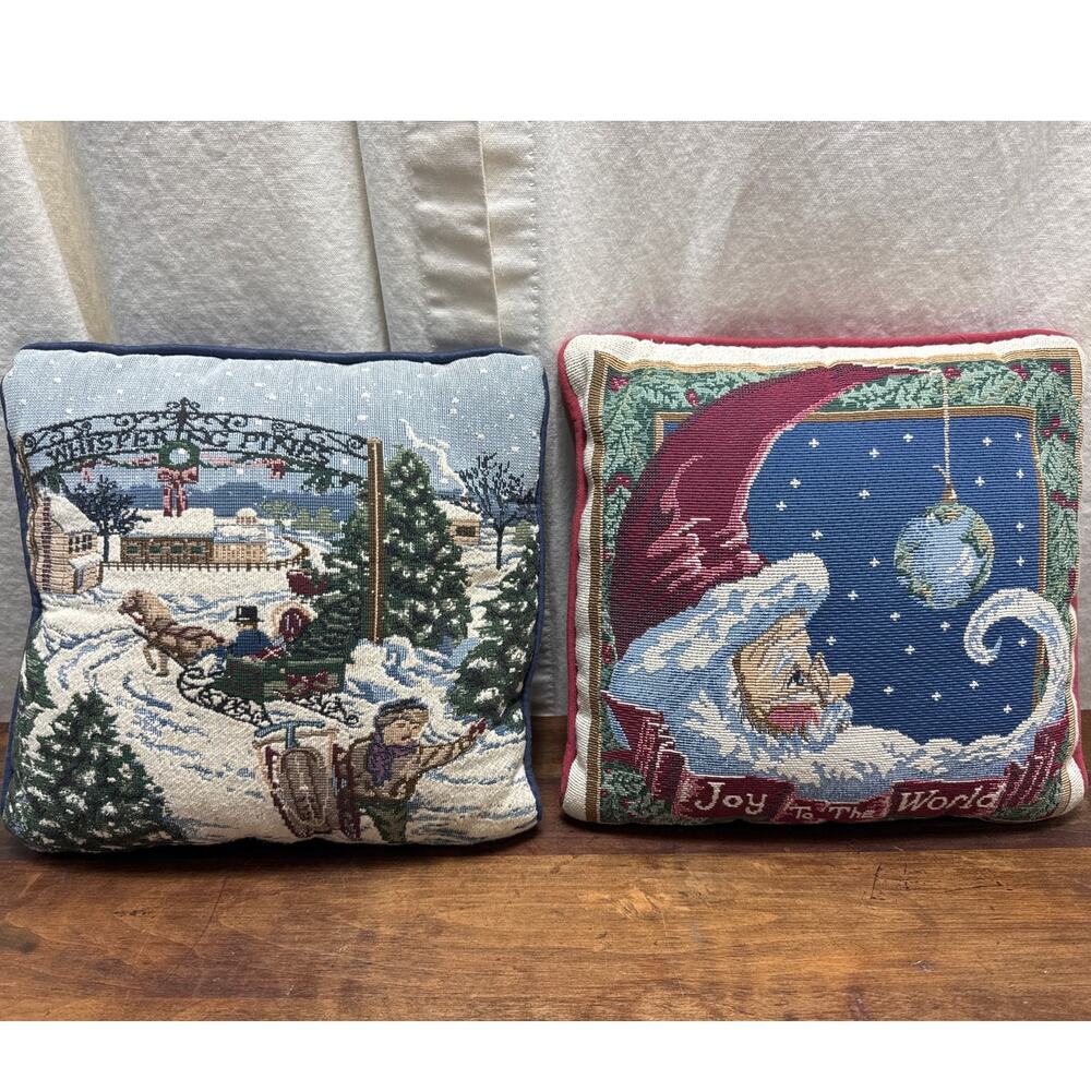 Needlepoint Throw Pillows Christmas Holiday Winter Scene 12 x 12" Home Décor